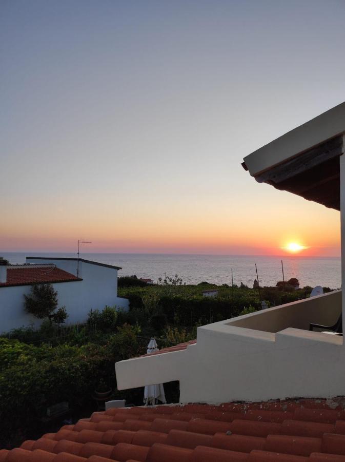 B&B Stella Maris Magomadas Екстериор снимка